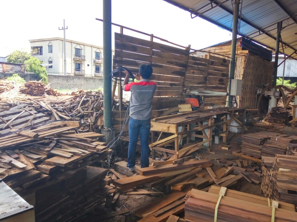 Pabrik Kayu Gresik