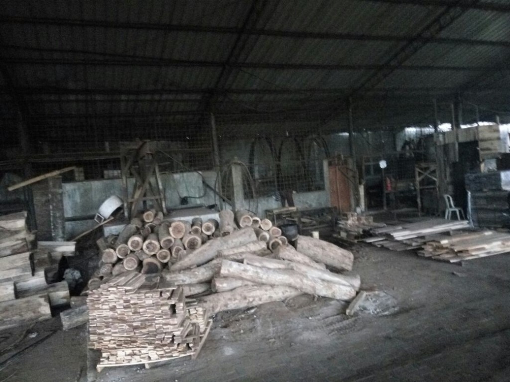 Pabrik Kayu Gresik